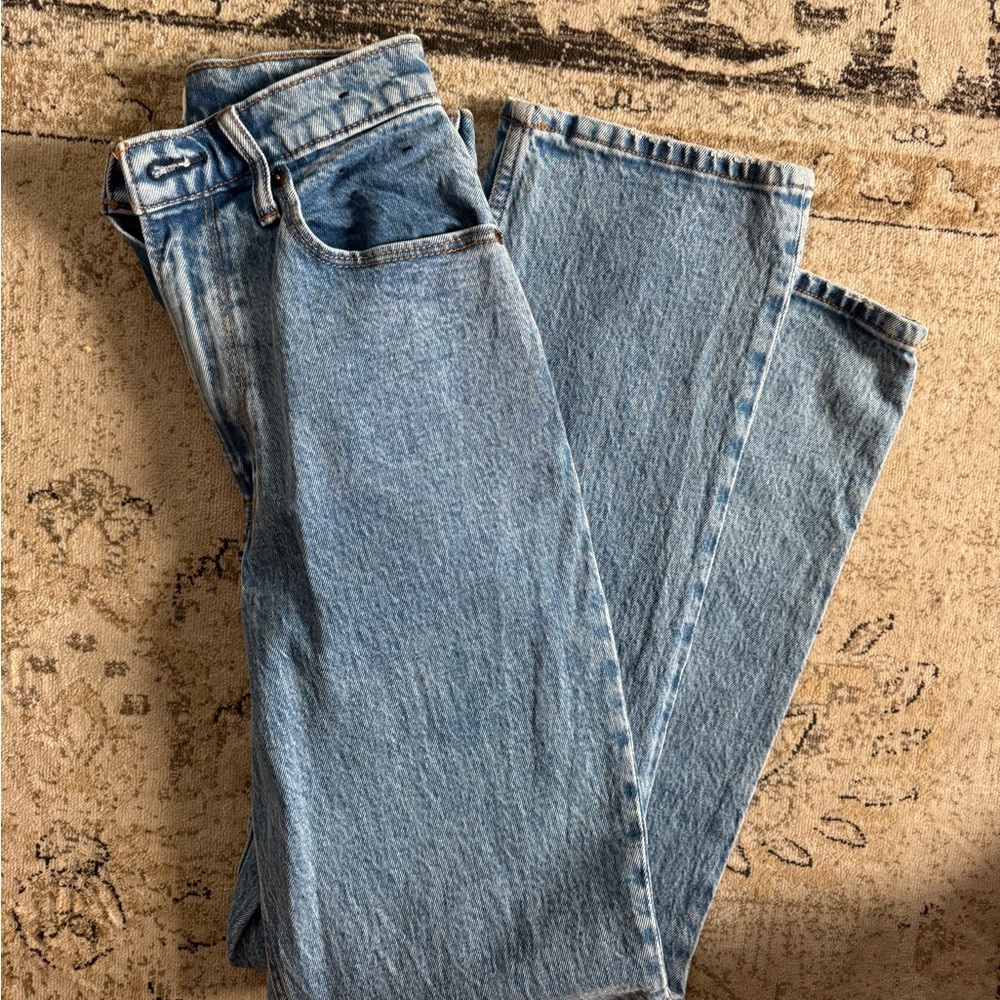 Abercrombie Ultra High Rise 90s Straight Jean 26R